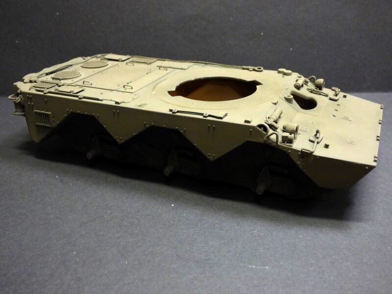 AMX 10 RCR - 1/35 - TIGER MODEL - Page 3 8bto