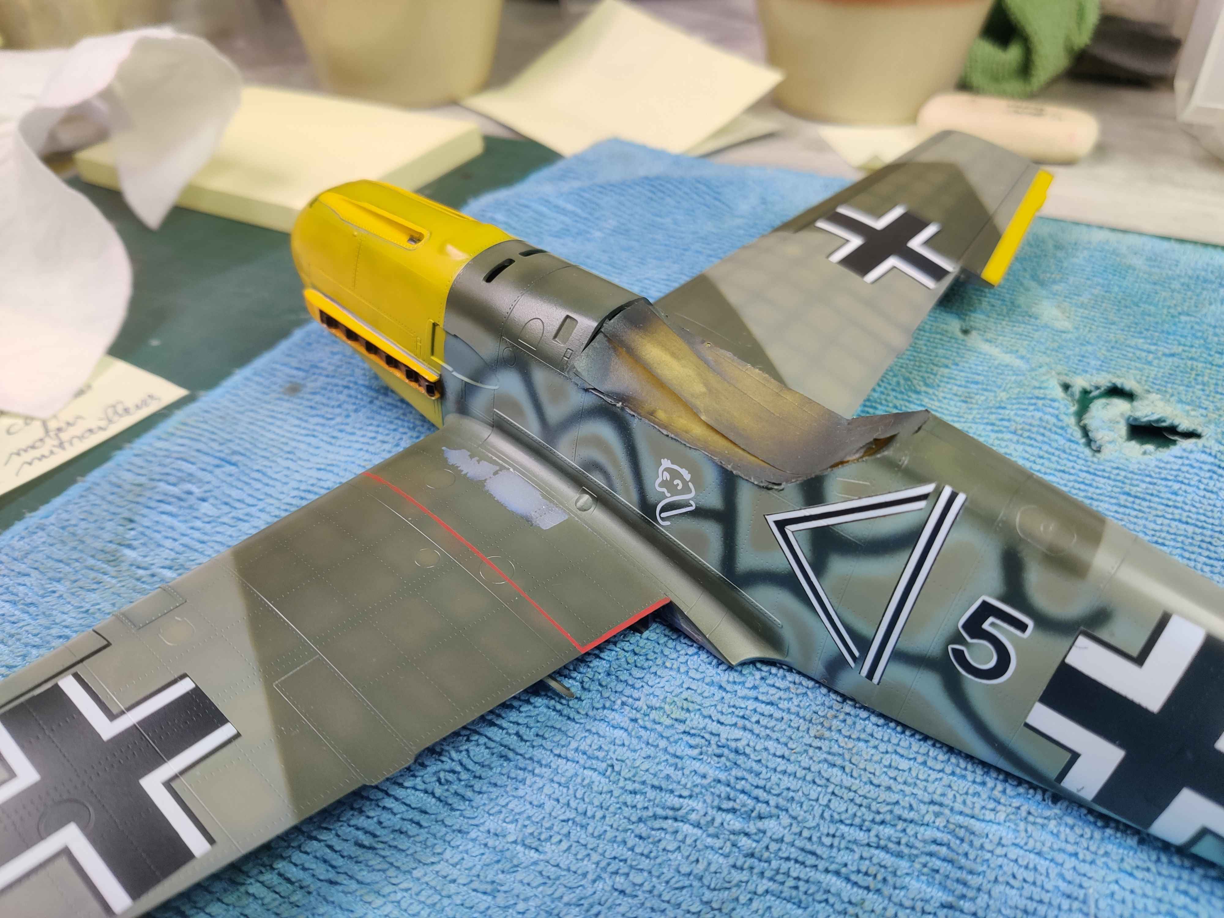 [TRUMPETER] 1/32 - Messerschmitt Bf 109 E-4   -  Stab II./JG54  (bf109) - Page 5 F1e4