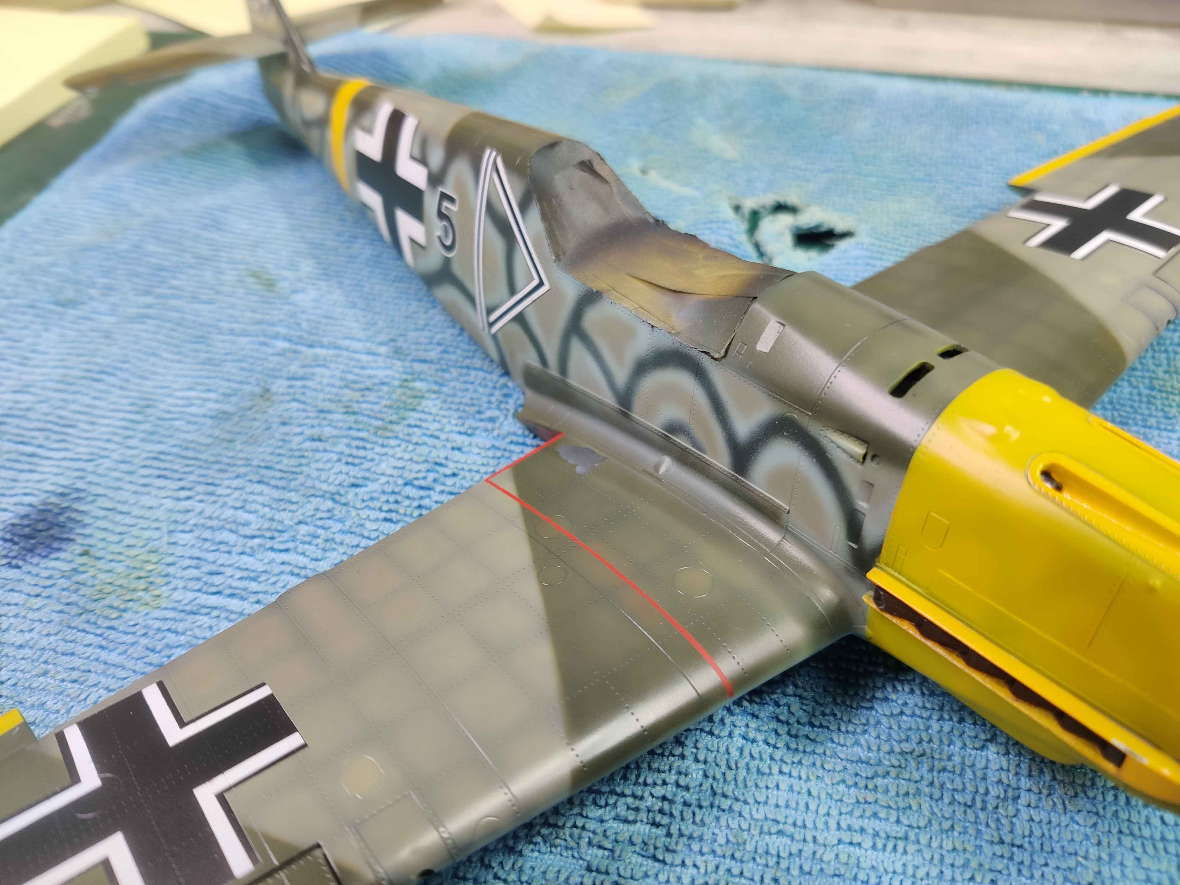 [TRUMPETER] 1/32 - Messerschmitt Bf 109 E-4   -  Stab II./JG54  (bf109) - Page 5 Papl