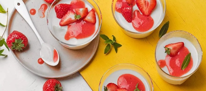 Panna cotta avoine/verveine/fraises Mmez