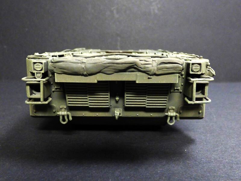 AMX 10 RCR - 1/35 - TIGER MODEL - Page 4 Alhg