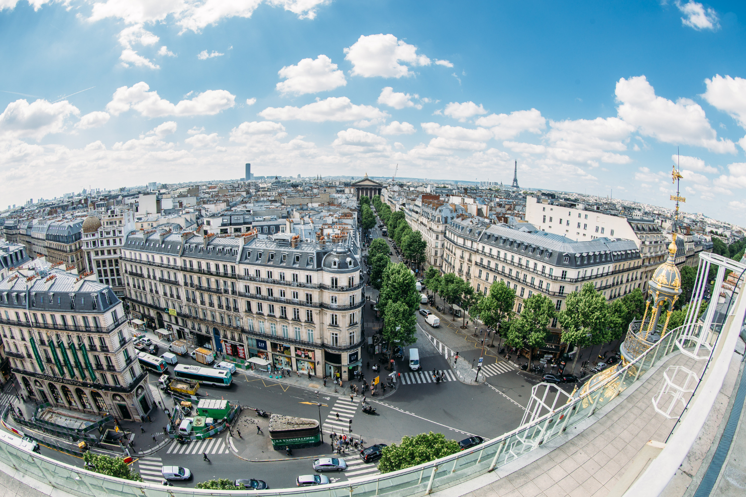 Galeries Lafayette rooftop terrace - View of Paris