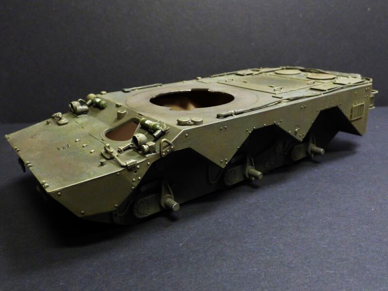 AMX 10 RCR - 1/35 - TIGER MODEL - Page 4 5co7