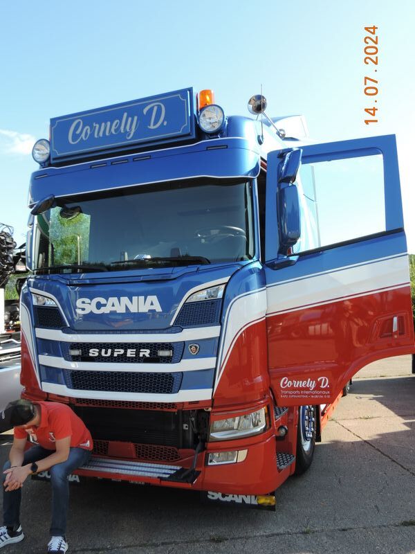 TRUCKSHOW BRUSTEM(B) 8not