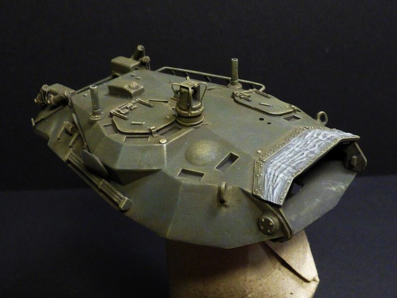 AMX 10 RCR - 1/35 - TIGER MODEL - Page 4 De1p