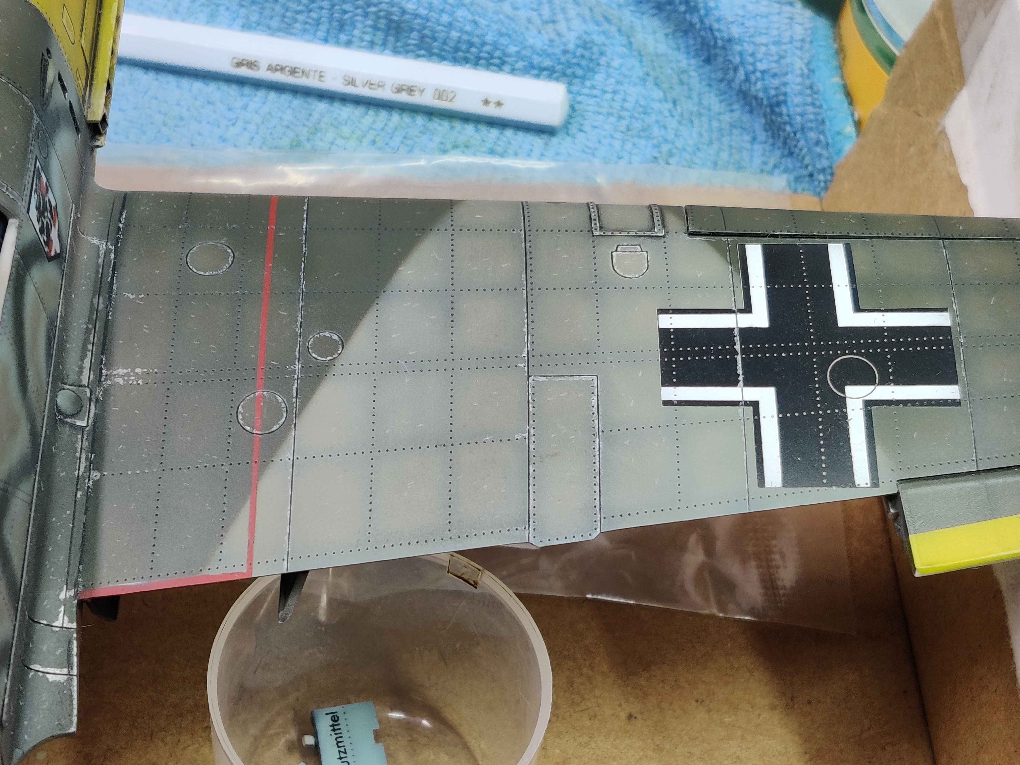 [TRUMPETER] 1/32 - Messerschmitt Bf 109 E-4   -  Stab II./JG54  (bf109) - Page 6 In21