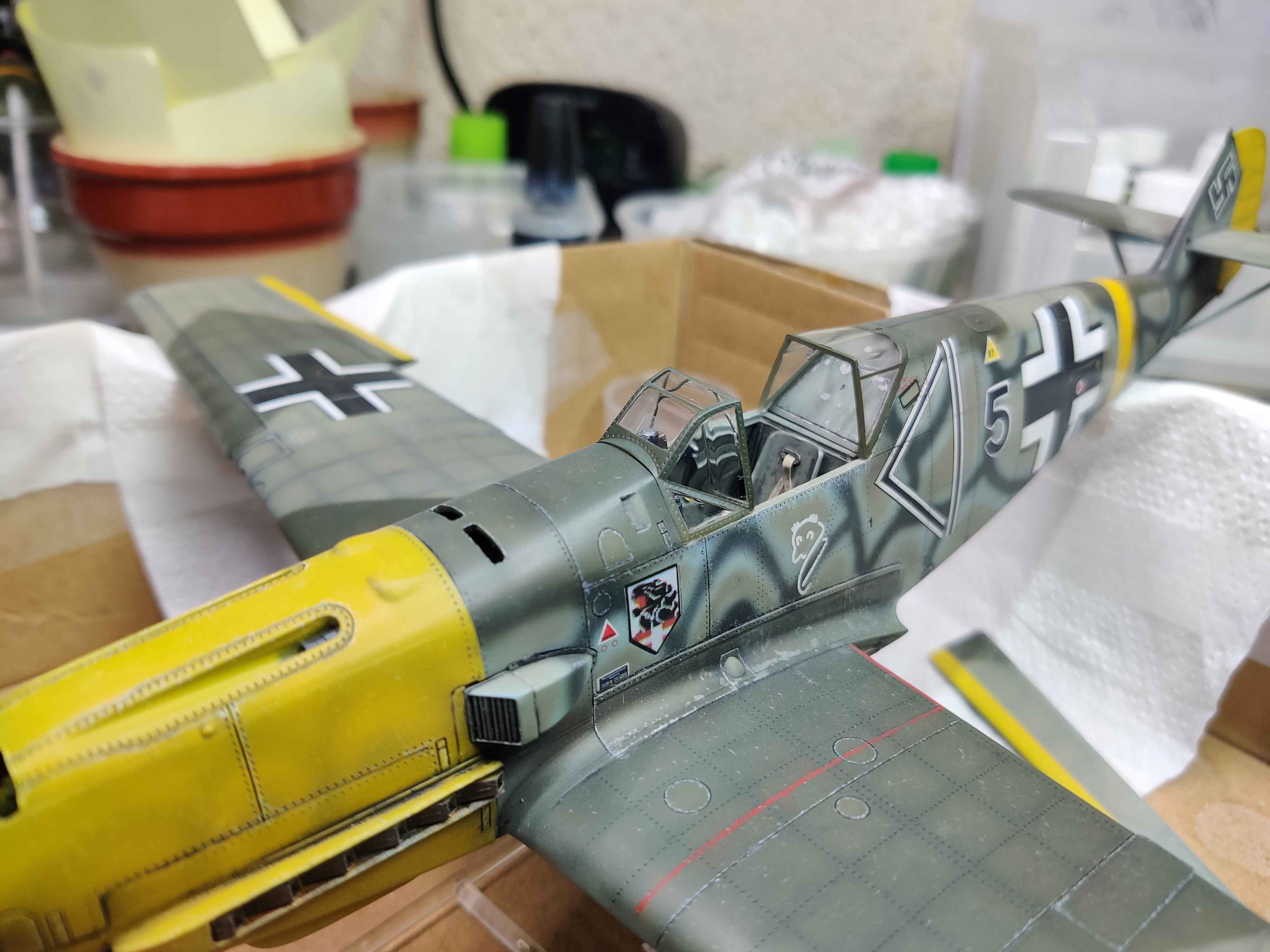 [TRUMPETER] 1/32 - Messerschmitt Bf 109 E-4   -  Stab II./JG54  (bf109) - Page 7 0mkt