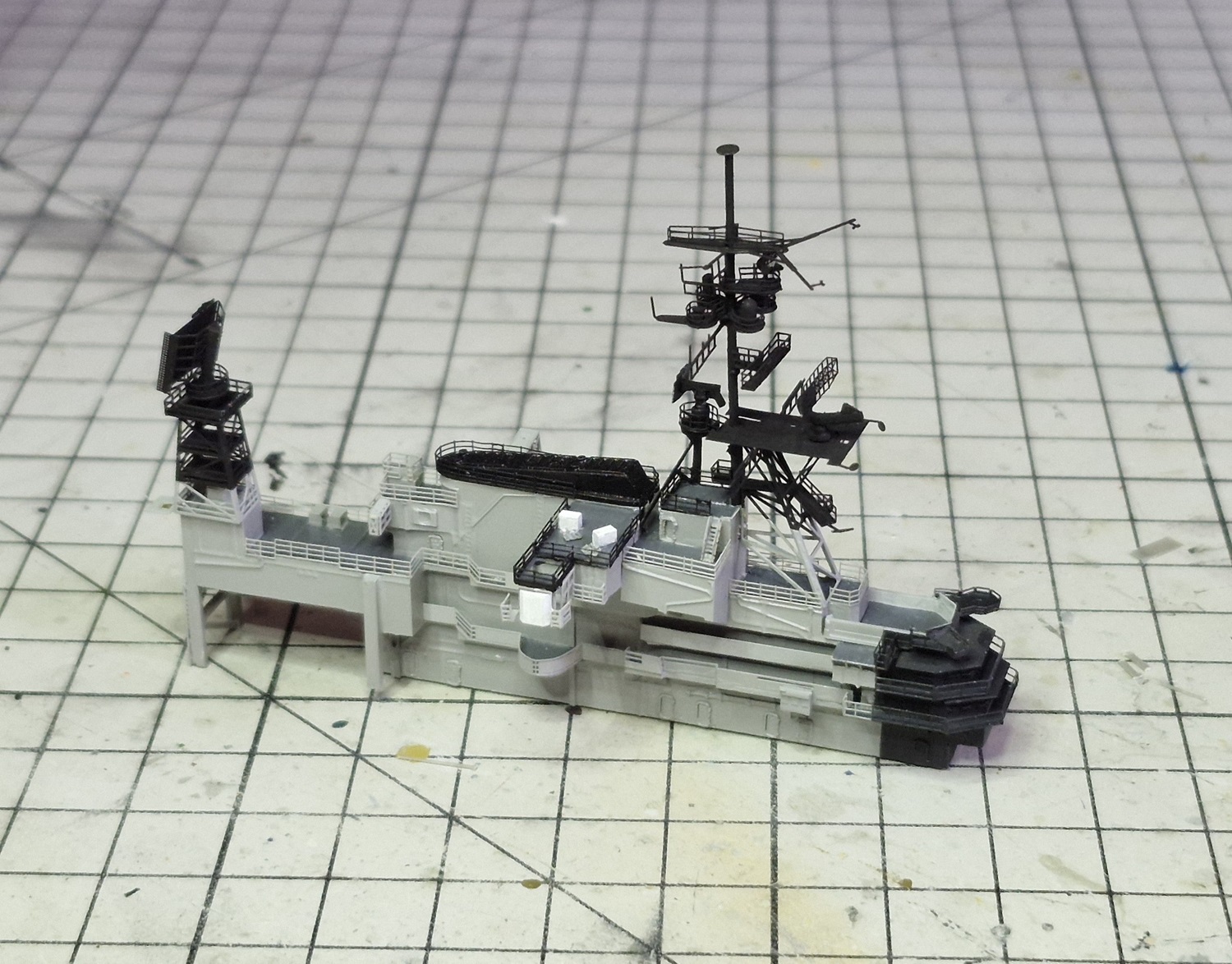 Porte-avions USS Midway CV-41 - Guerre du Golfe 1991 [Orange Hobby 1/700°] de Super-crouz M83r