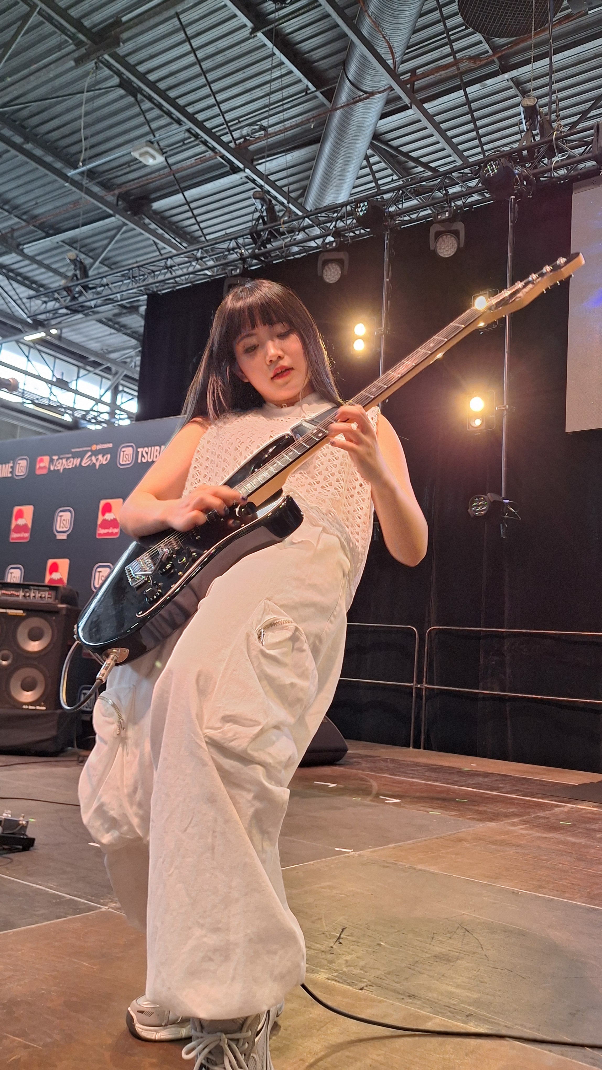 Hal-Ca guitariste d'Asterism à Japan Expo 2024 Hal-Ca guitariste d'Asterism à Japan Expo 2024