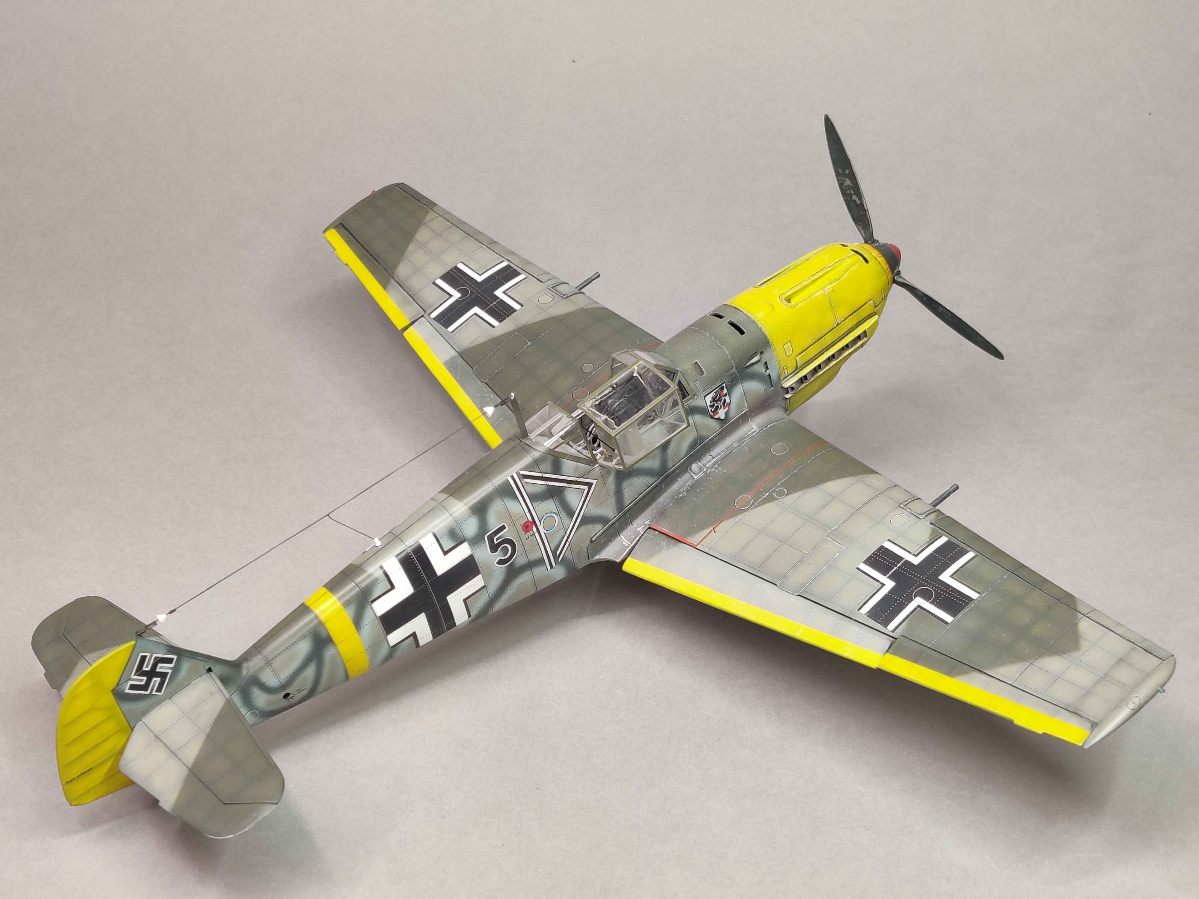 [TRUMPETER] 1/32 - Messerschmitt Bf 109 E-4 - Stab II./JG54 (bf109) 3aw4