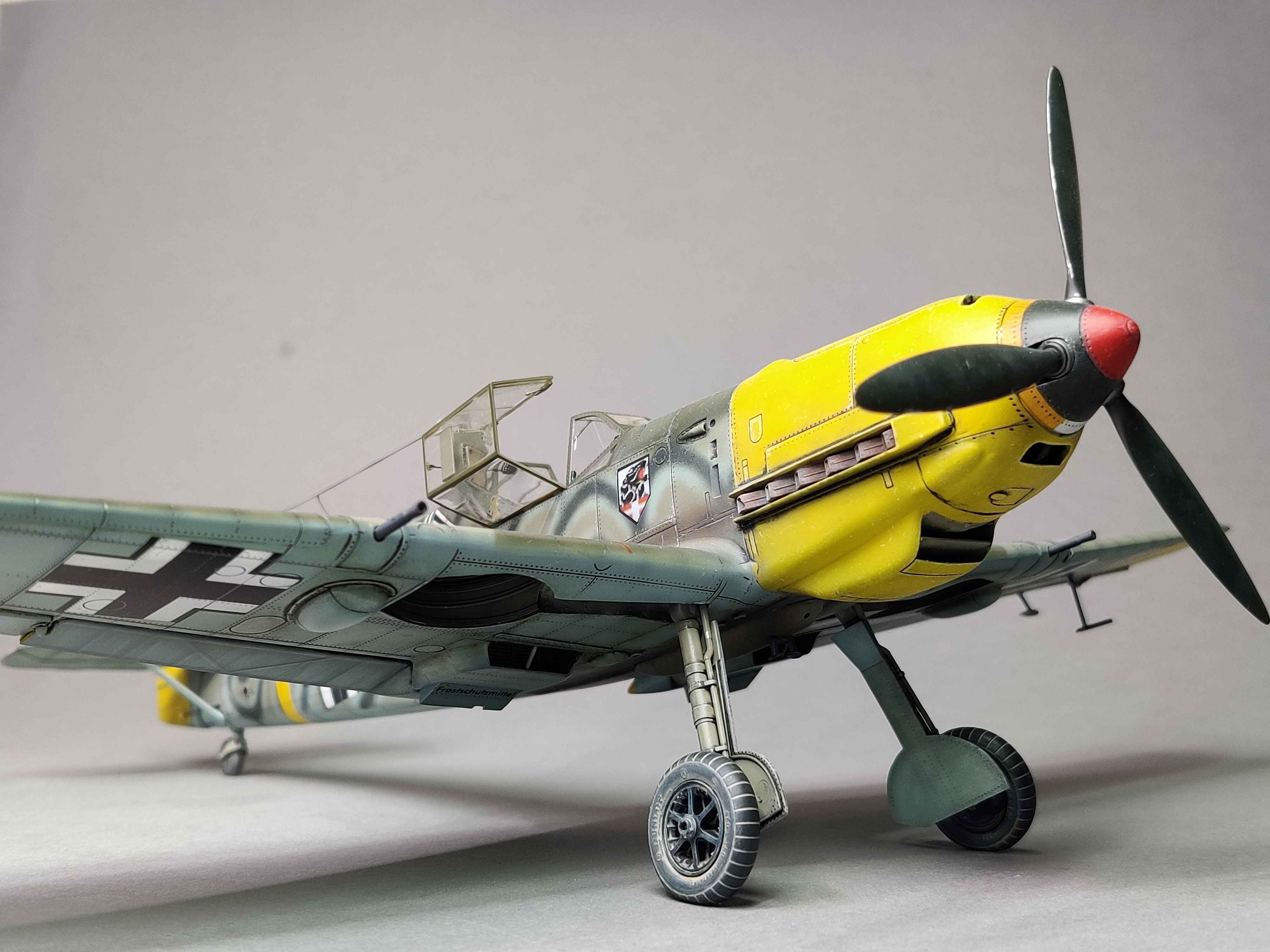 [TRUMPETER] 1/32 - Messerschmitt Bf 109 E-4 - Stab II./JG54 (bf109) 8zrg