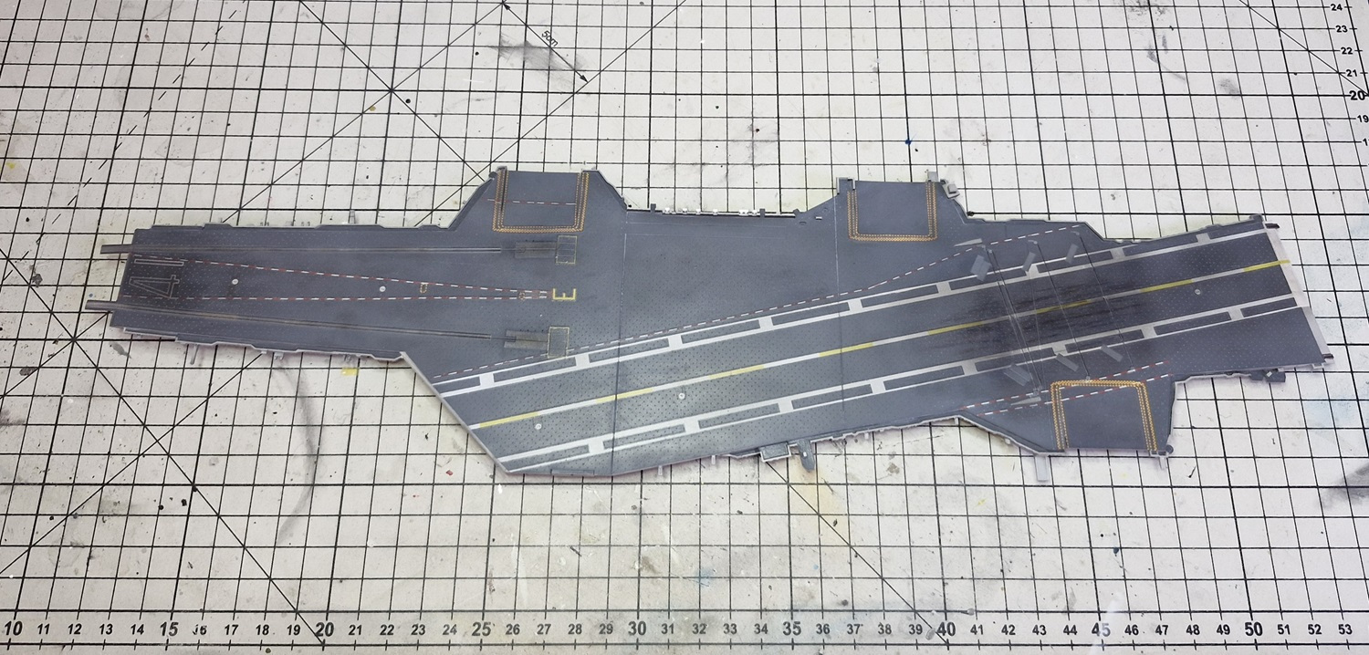 Porte-avions USS Midway CV-41 - Guerre du Golfe 1991 [Orange Hobby 1/700°] de Super-crouz - Page 2 C4eq