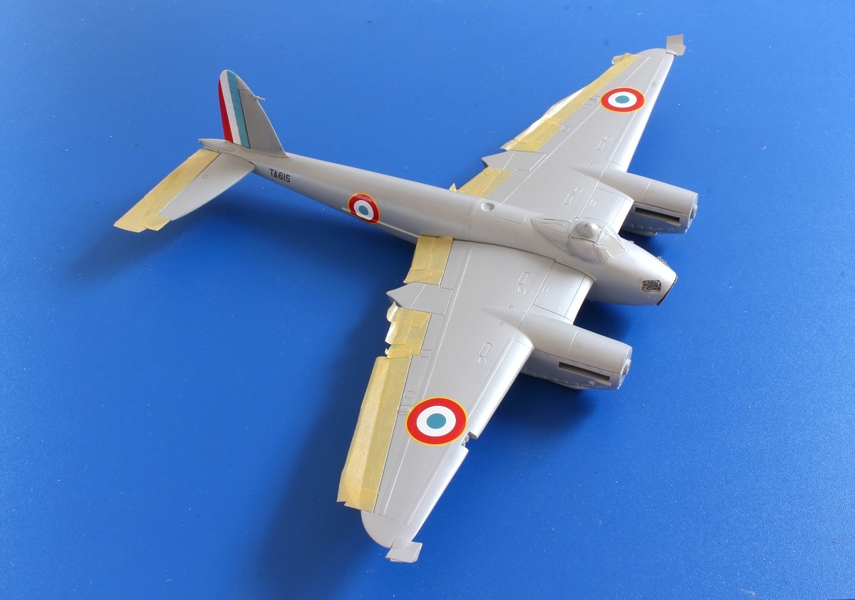 [Airfix] 1/72 - De Havilland Mosquito PR.XVI - L'avion d'Yves Ezanno. Cette fois, il est FINI ! - Page 5 Eyav