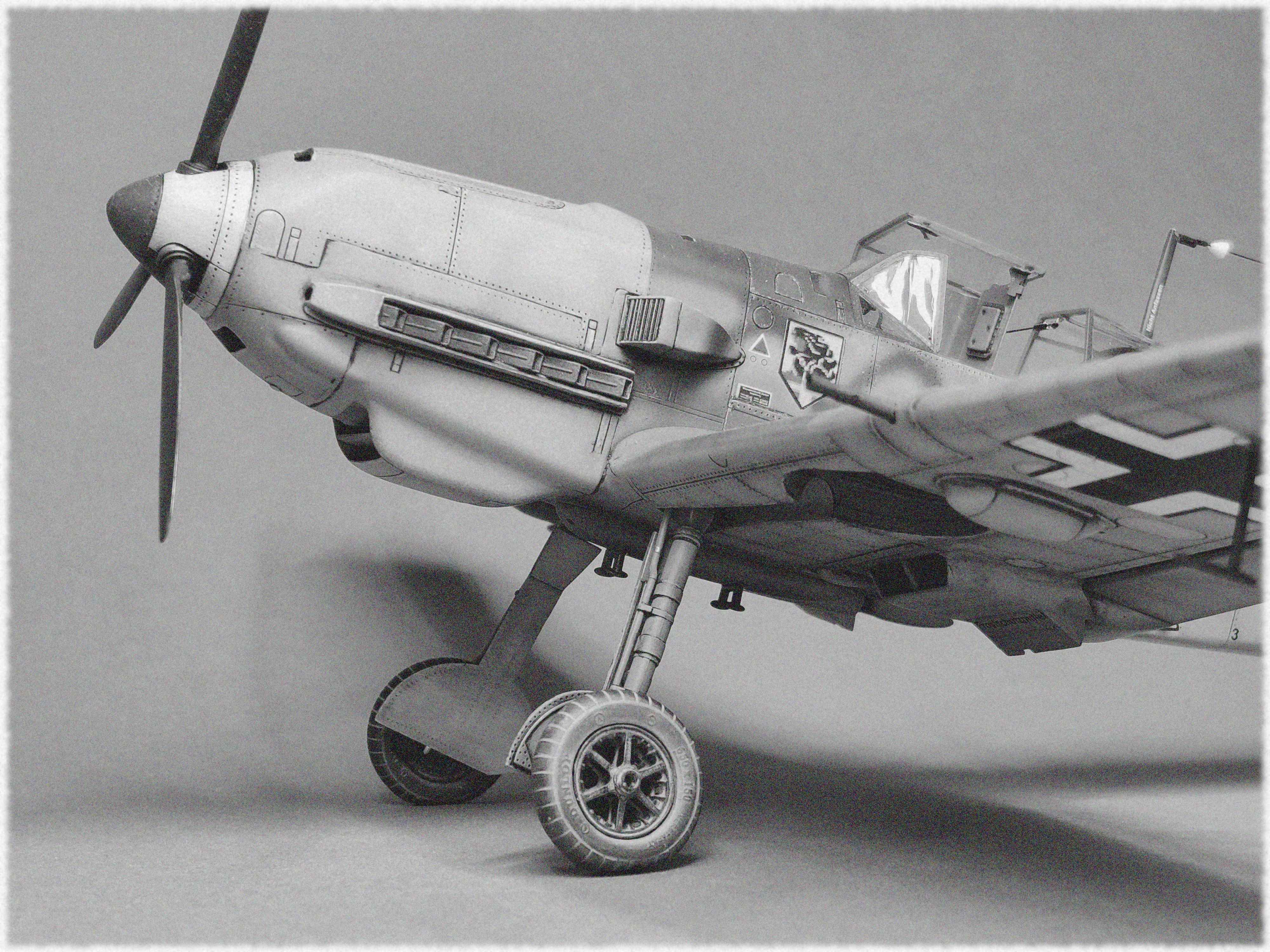 [TRUMPETER] 1/32 - Messerschmitt Bf 109 E-4 - Stab II./JG54 (bf109) Oucp