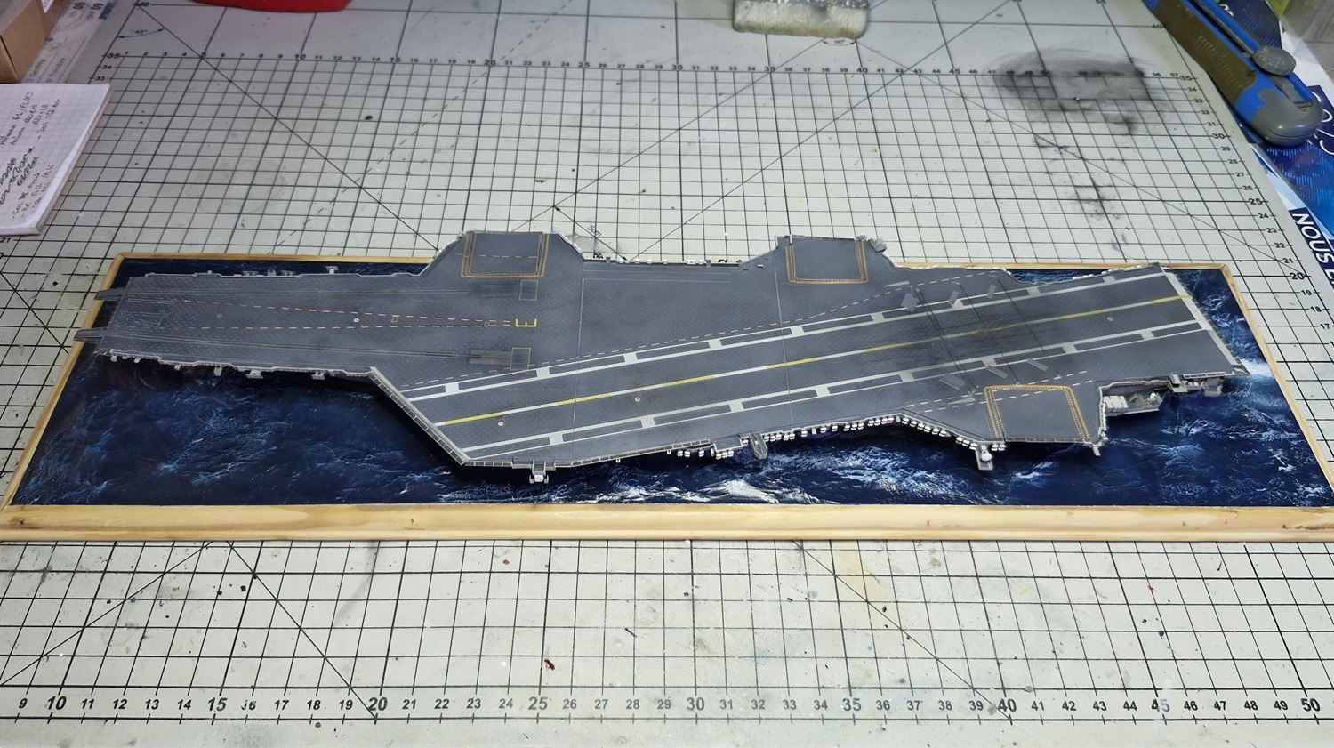 Porte-avions USS Midway CV-41 - Guerre du Golfe 1991 [Orange Hobby 1/700°] de Super-crouz - Page 2 4u86