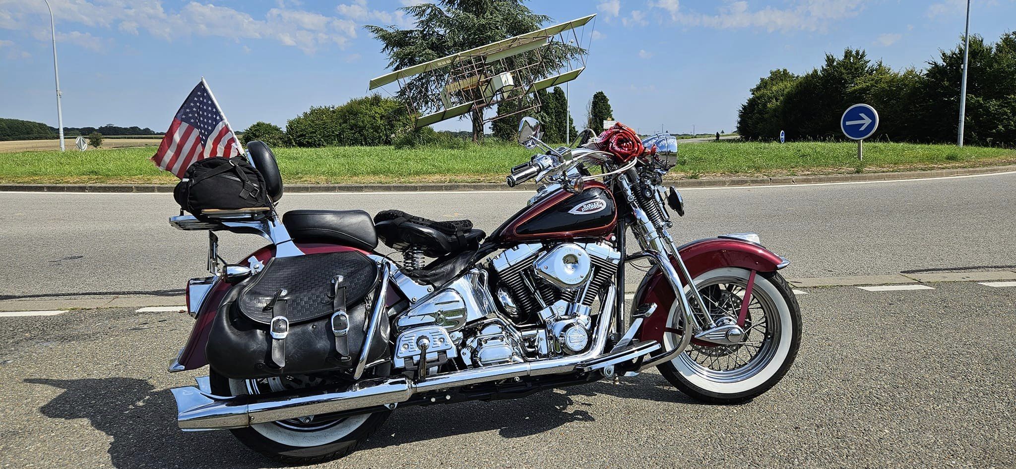 De retour dans la gamme Softail avec un Héritage Springer - Page 6 Ajm7