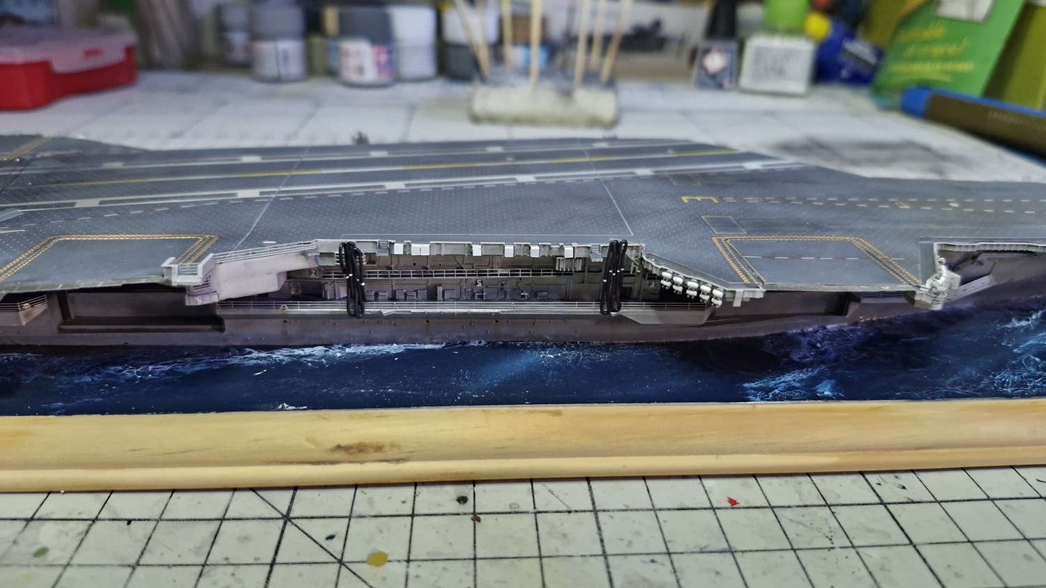 Porte-avions USS Midway CV-41 - Guerre du Golfe 1991 [Orange Hobby 1/700°] de Super-crouz - Page 2 Zpp3