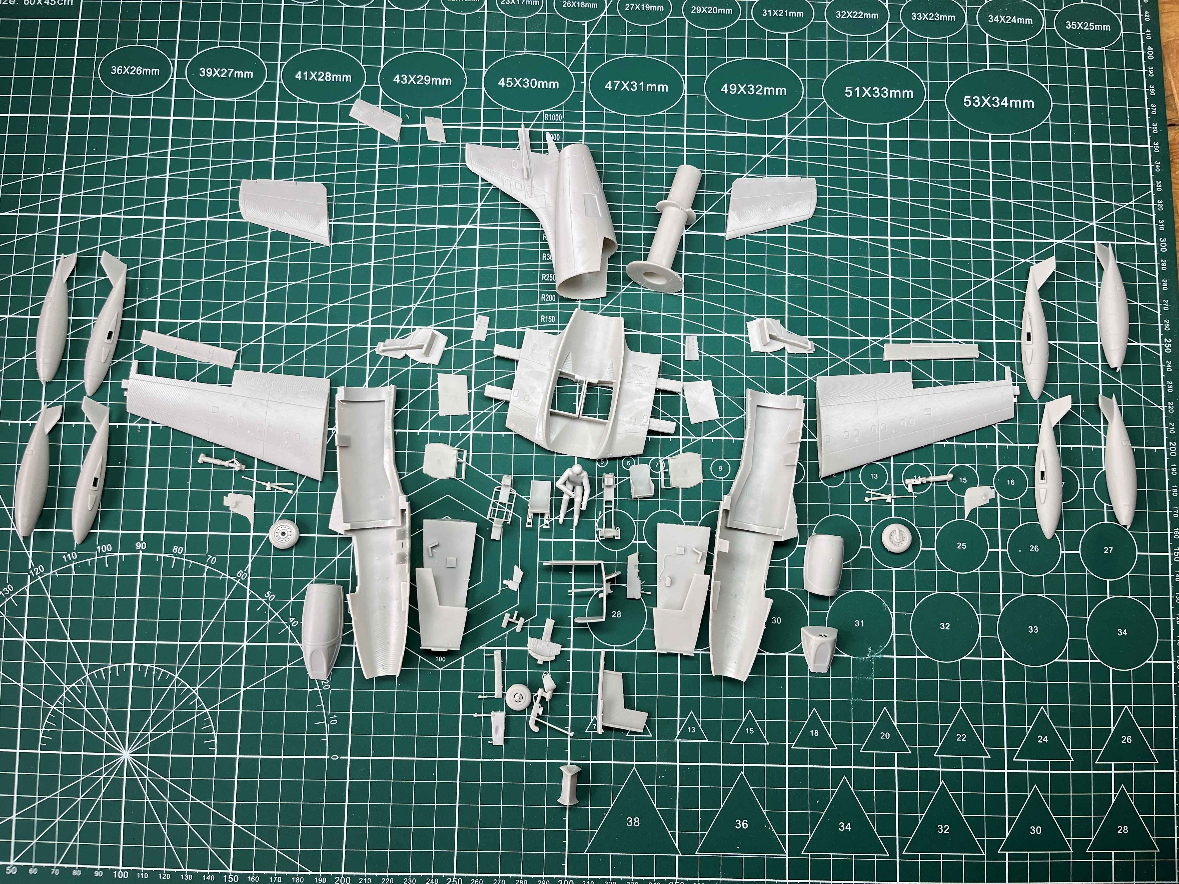 1/48- Dassault  MD450 Ouragan -  kit Résine 3D Production ErikM60 ... "En cours" 5pzo