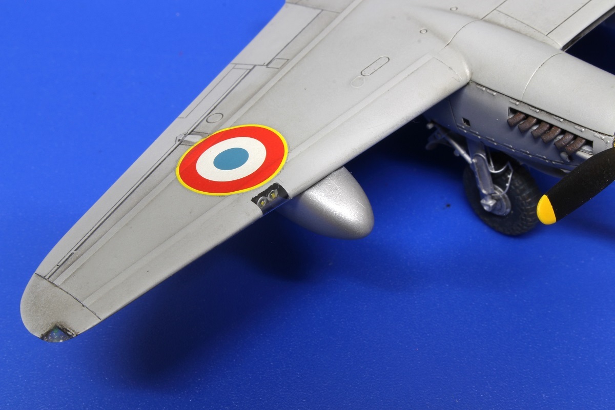 [Airfix] 1/72 - De Havilland Mosquito PR.XVI - L'avion d'Yves Ezanno. Cette fois, il est FINI ! - Page 6 Hcda