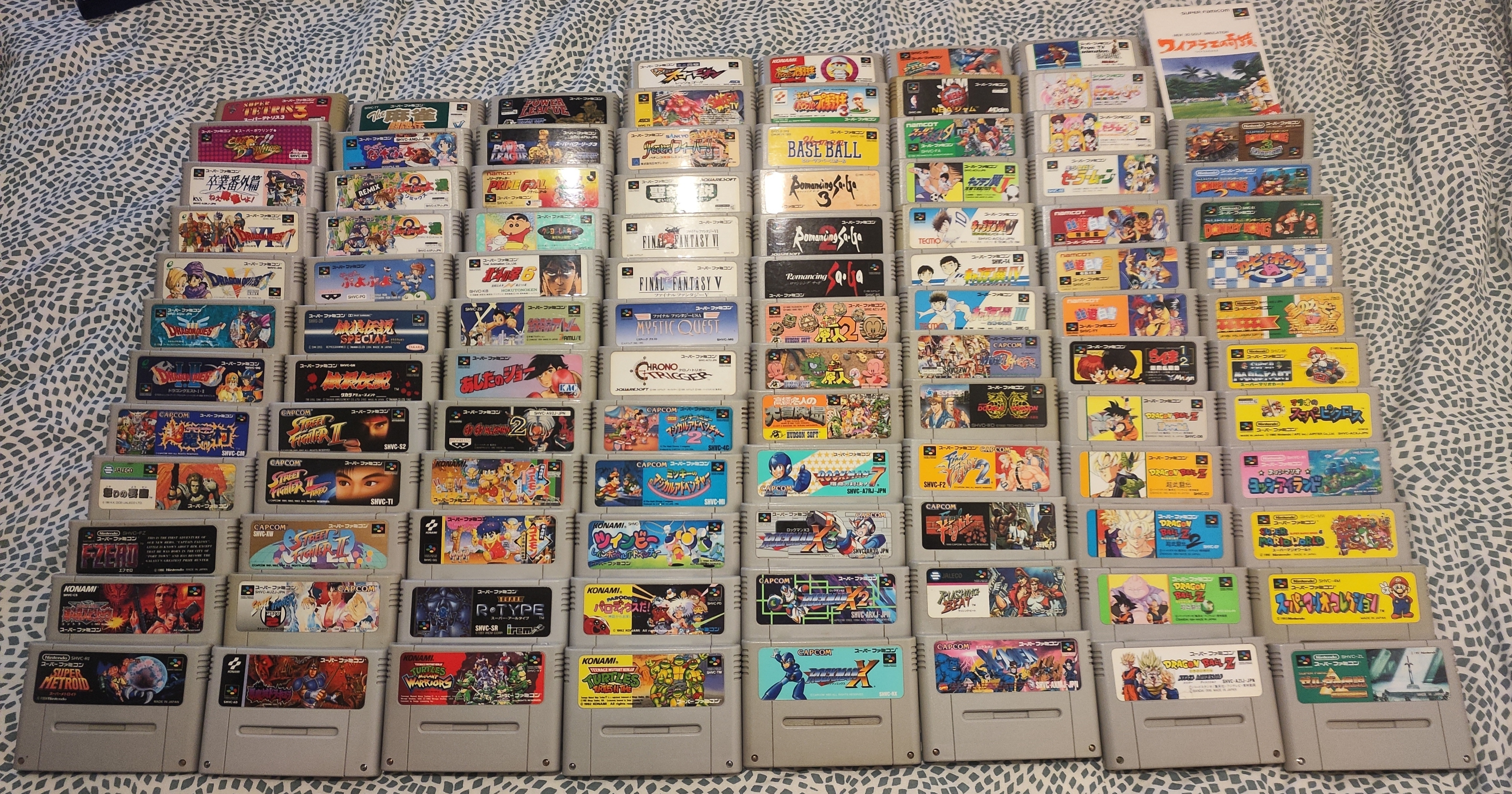 [EST] Lot de 100 jeux Super Famicom en loose. Tbpe