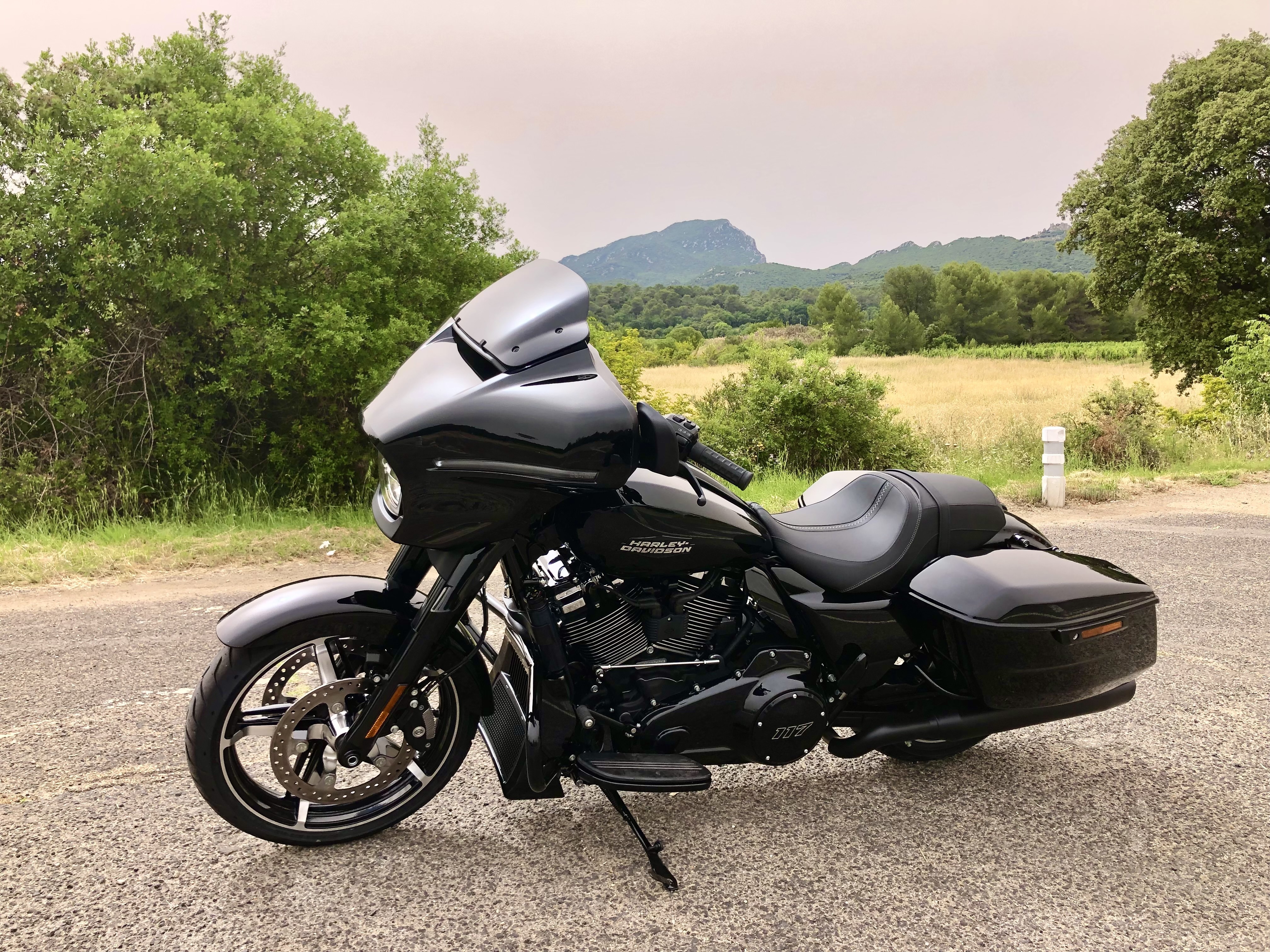 STREET GLIDE 117 2024 - Page 4 01c0