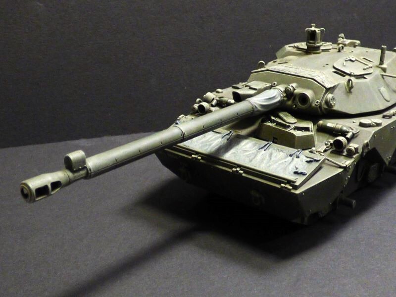 AMX 10 RCR - 1/35 - TIGER MODEL - Page 5 8w51