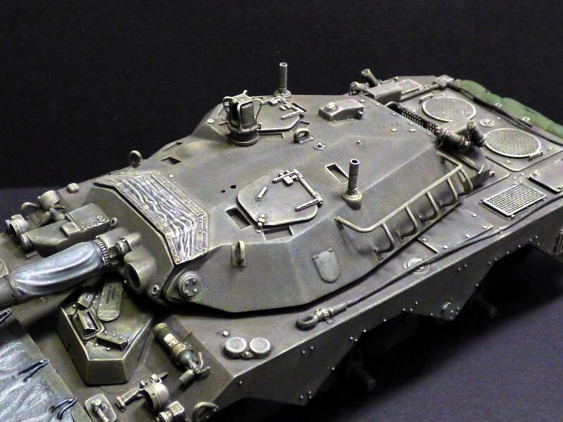 AMX 10 RCR - 1/35 - TIGER MODEL - Page 5 Ap0j