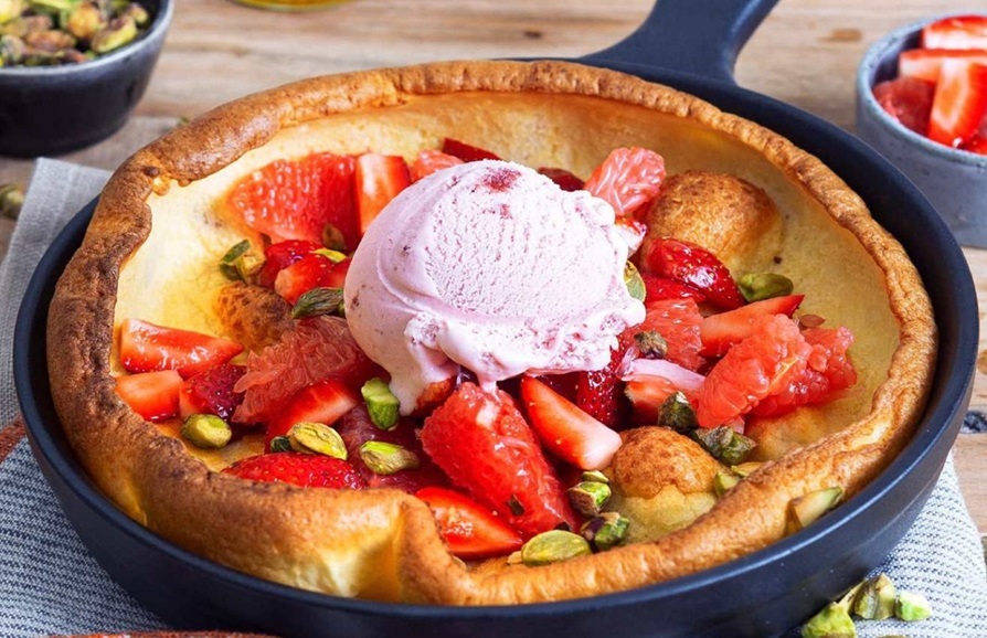 Dutch baby fraises/pomélo/pistaches Lci0