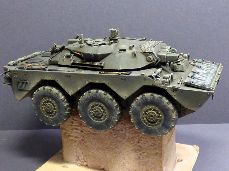 AMX 10 RCR - 1/35 - TIGER MODEL - Page 6 5fkv