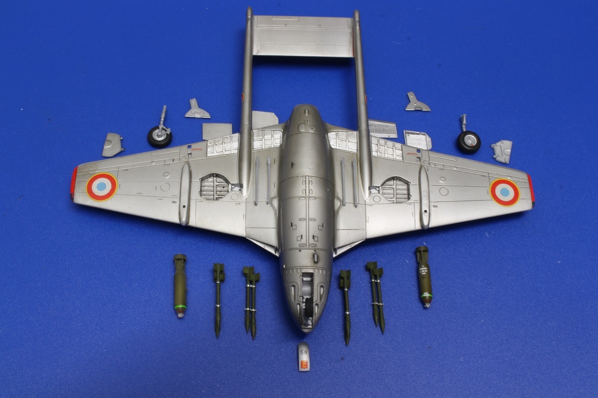 [Azur-Frrom + Transkit Azur + Or] 1/72 - SNCASE SE.535 Mistral -Il est FINI... - Page 4 L6te