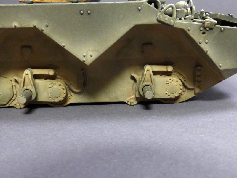 AMX 10 RCR - 1/35 - TIGER MODEL - Page 6 Urth