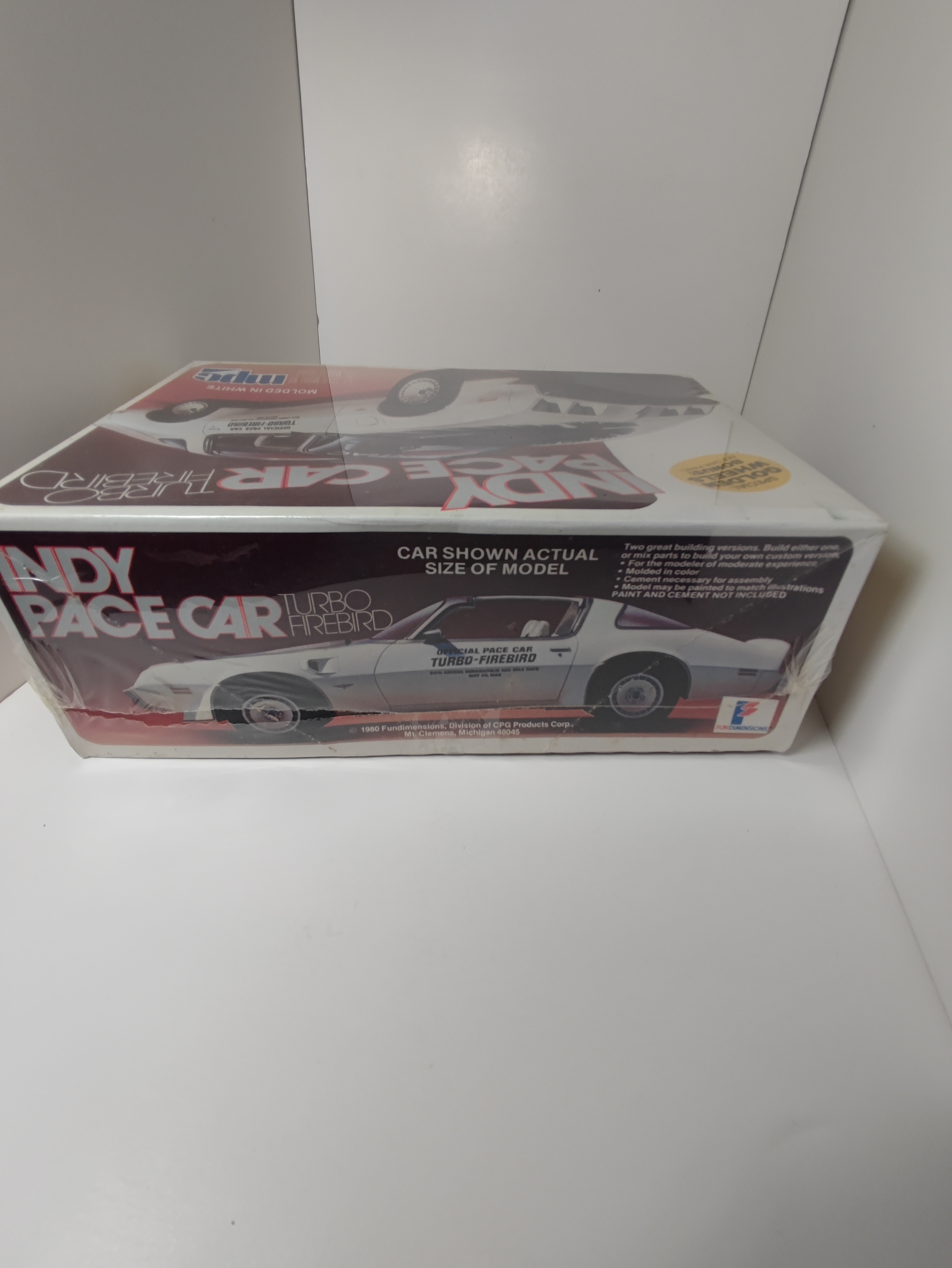 Pontiac TRANS AM indy pace car de 1980 de chez mpc au 1/25 3t2e