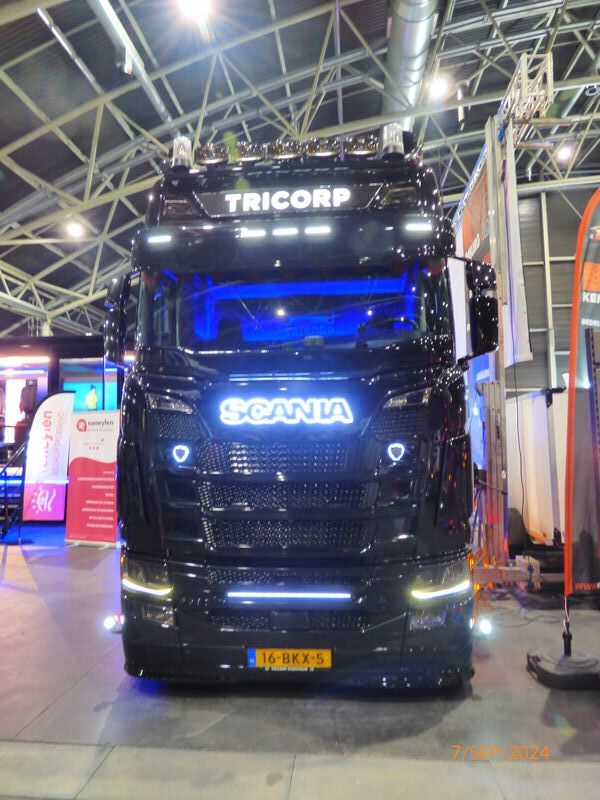 TRUCKRUN HASSELT(B) - Page 3 6u4d