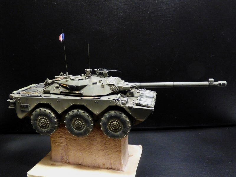 AMX 10 RCR - 1/35 - TIGER MODEL - Page 7 Cqob