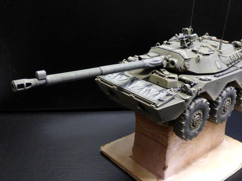 AMX 10 RCR - 1/35 - TIGER MODEL - Page 7 I6er