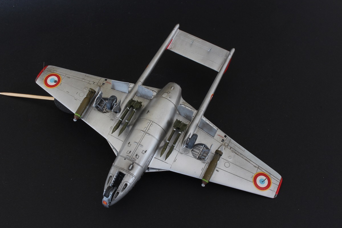 {Azur Frrom} 1/72 - SNCASE SE.535  Mistral par Régis Biaux Wni9