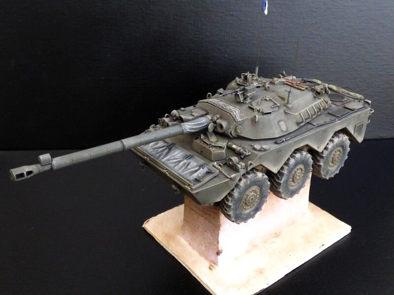 AMX 10 RCR - 1/35 - TIGER MODEL - Page 8 Ijhb