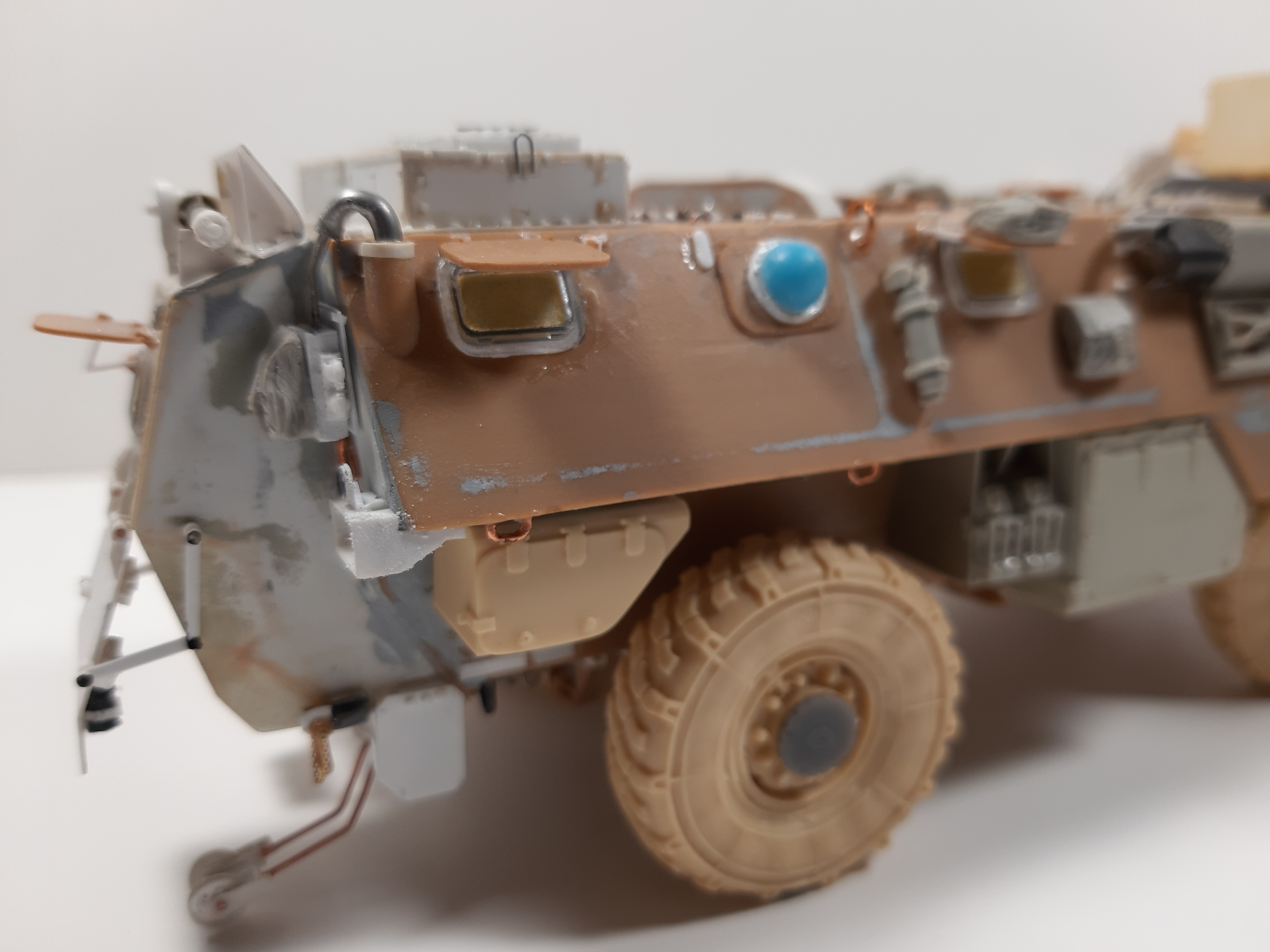 1/35 VAB reco NRBC, scratch sur base Heller - Page 7 Jdq8