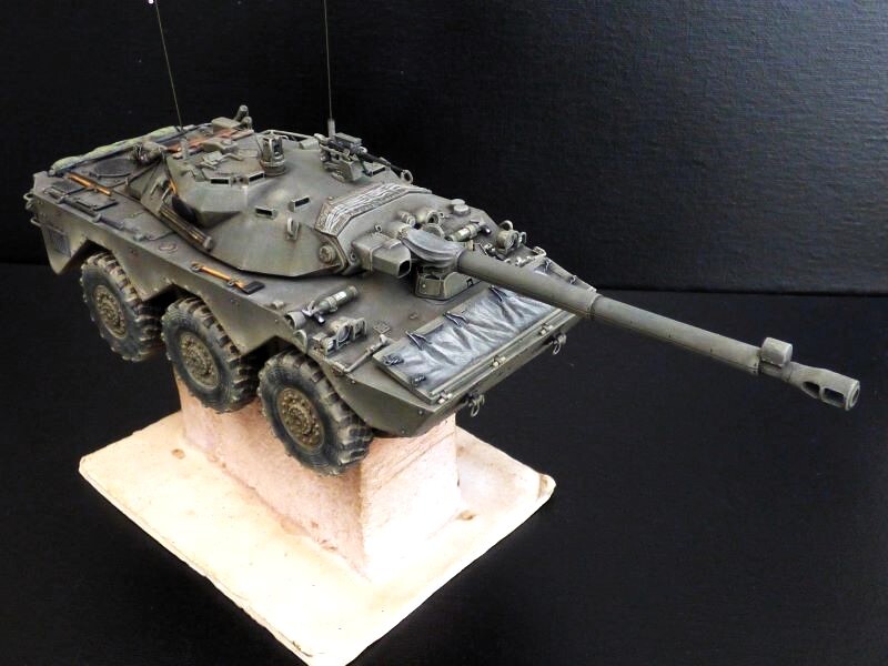 AMX 10 RCR - 1/35 - TIGER MODEL - Page 8 Smj6