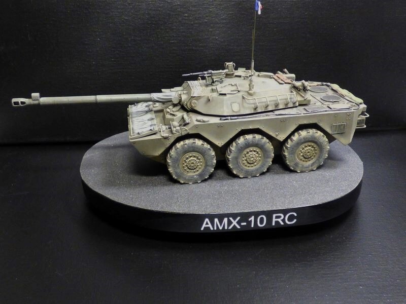 AMX 10 RCR - 1/35 - TIGER MODEL - Page 8 T0py