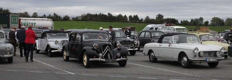 * Les "Véhicules anciens " sur nos routes. - Page 30 Dquo