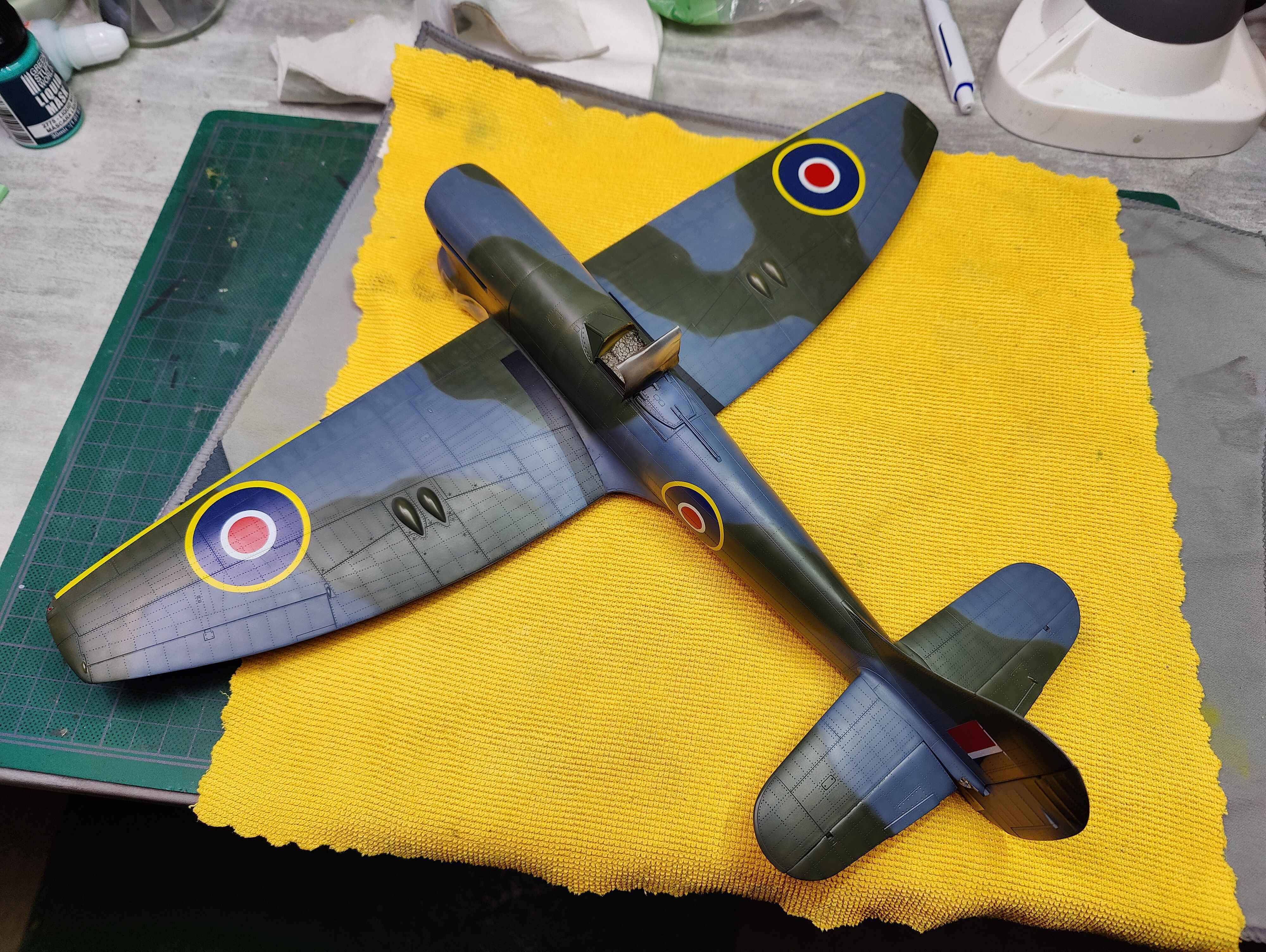 [Special Hobby] 1/32 - Hawker Tempest Mk.V “Hi-Tech” - P.CLOSTERMANN mais pas le JF-E !!! - Page 8 E8yw