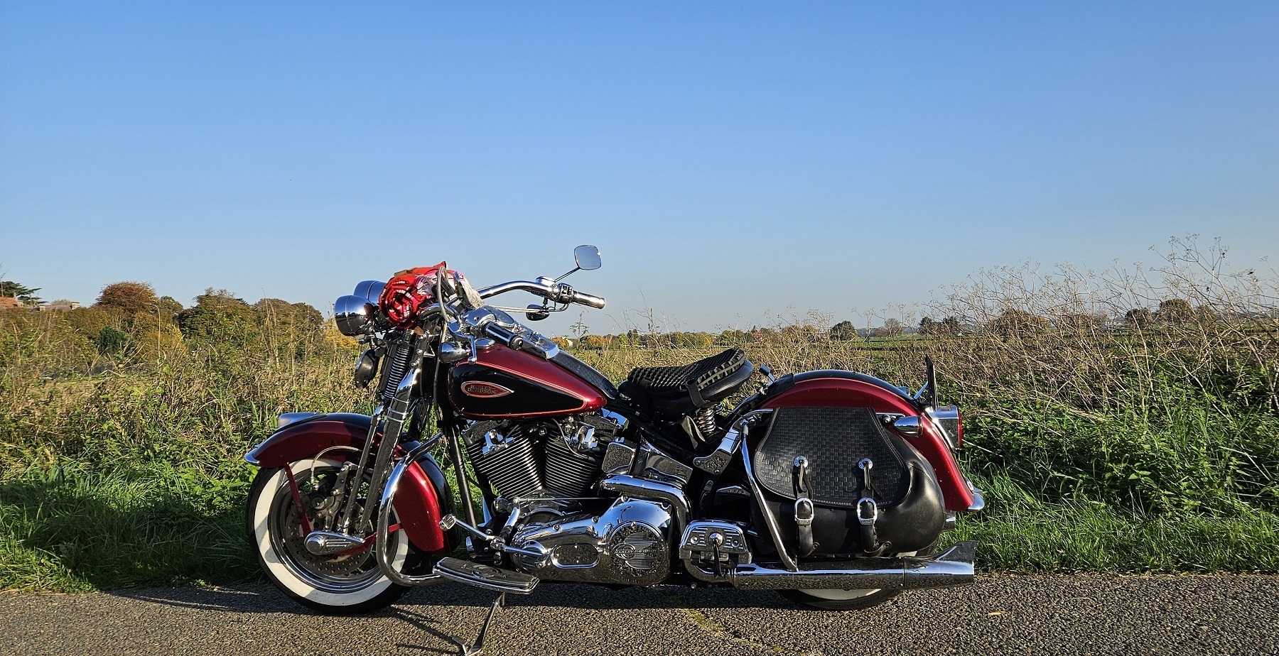 De retour dans la gamme Softail avec un Héritage Springer - Page 7 Ul48