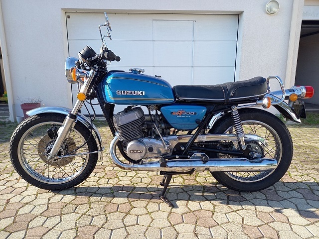 Suzuki GT500 1976 41o3