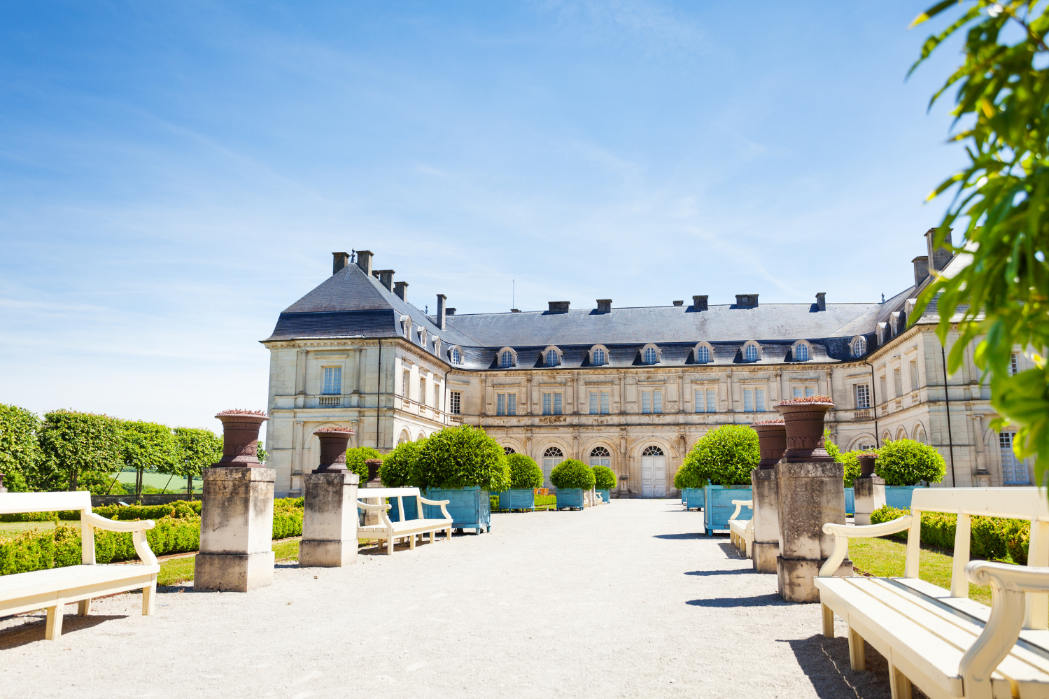 Musée de l'Orangerie: Jardin des Tuileries, 75001 Paris