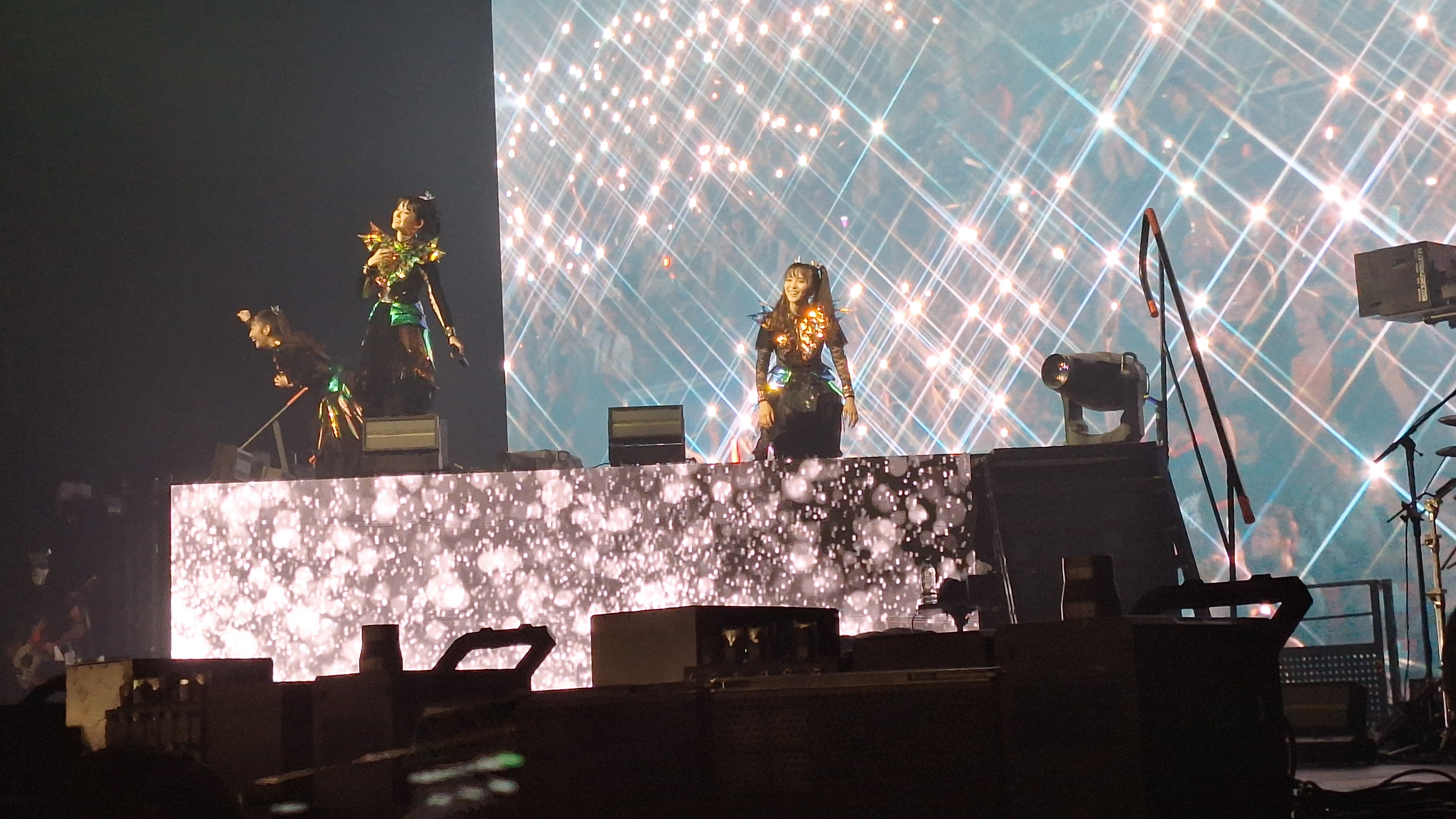 BABYMETAL - UK &amp; EUROPE ARENA TOUR 2025 - LE ZENITH - PARIS - 28 MAI 2025 [Chronique Concert]