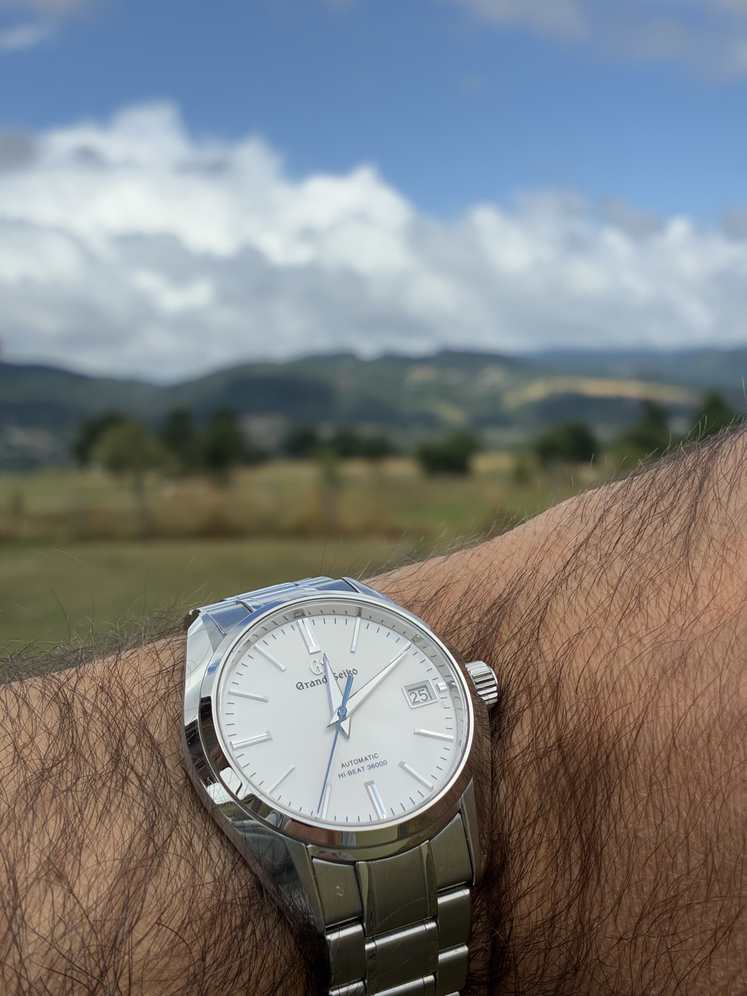 La montre du vendredi 25 juillet 2025 M5bh