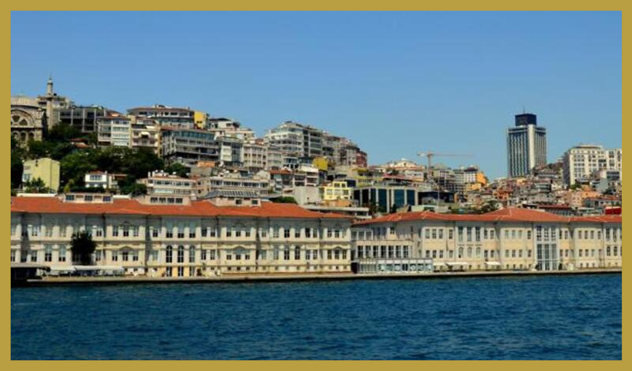 Palais jumeaux de Kadertay et Geçmistay