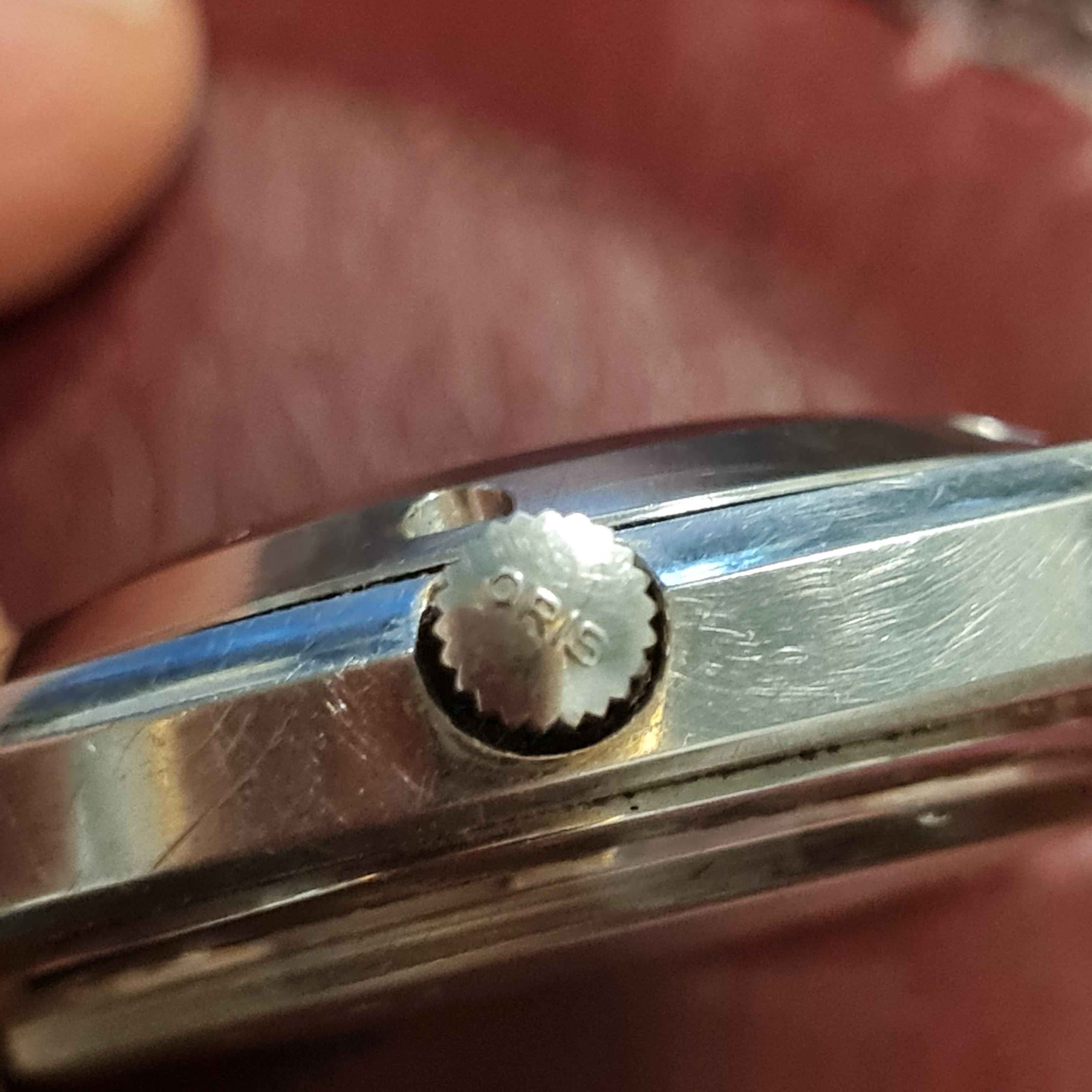 [ICI vos demandes d'IDENTIFICATION et RENSEIGNEMENTS de vos montres] - Page 8 Ui8n