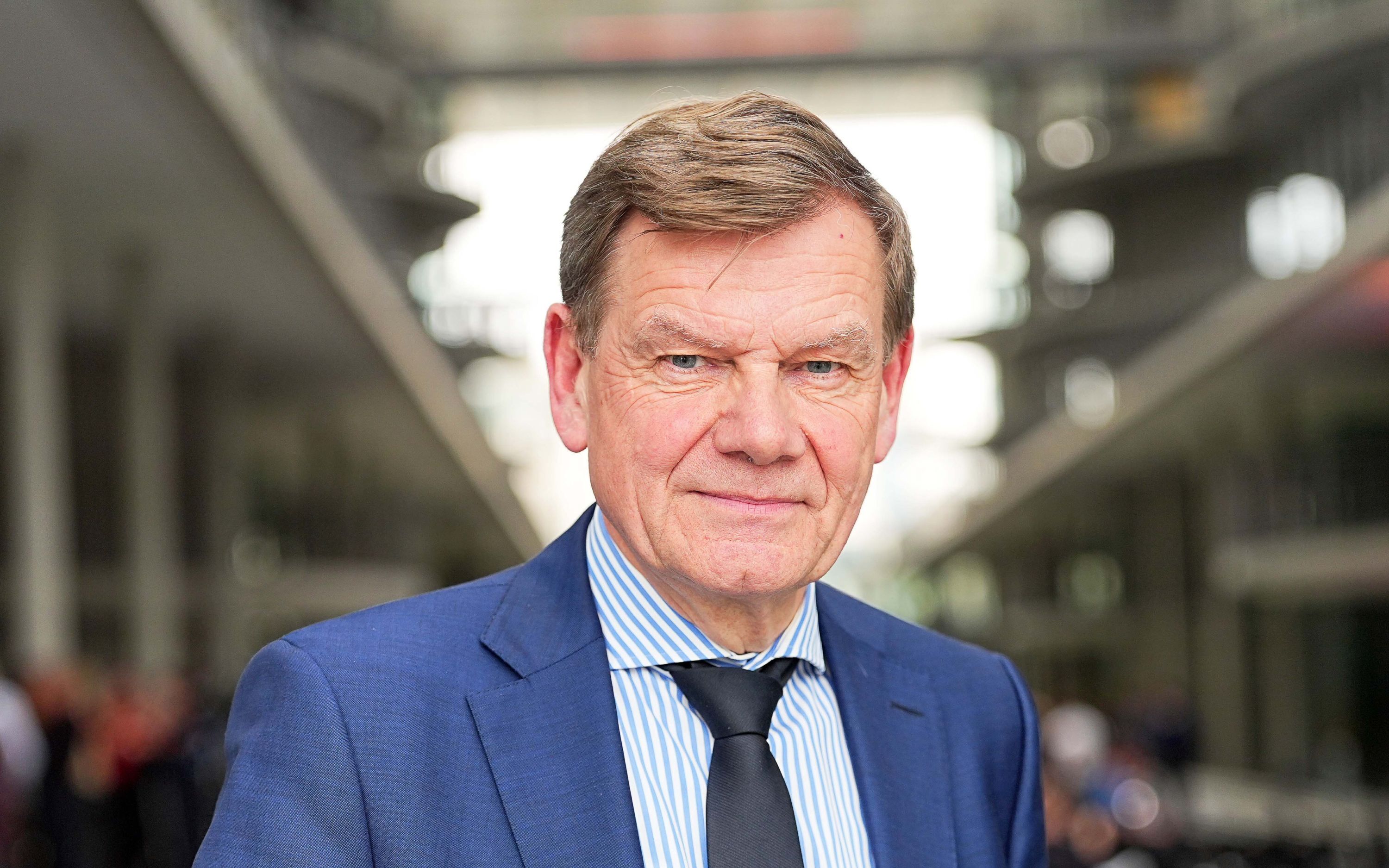 Son Excellence Louis d'Antrania, Ministre des Affaires Etrangères de Sa Majesté// Johan Wadephul, Ministre des Affaires Etrangères actuel de la République Fédérale d'Allemagne.